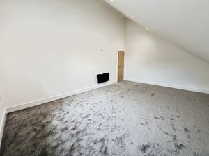 Bedroom- click for photo gallery